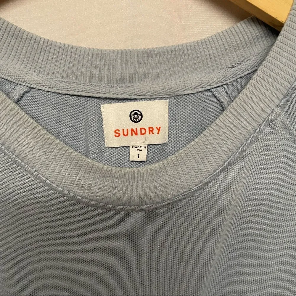 Sundry Clothing Grey Pullover Women's Size 1‎ (Small)